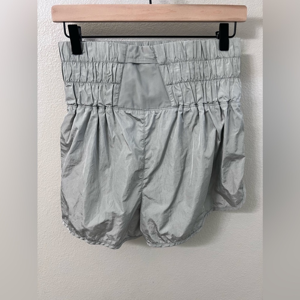 FREE PEOPLE FP Movement The Way Home Womens Shorts Size Medium - Picture 8 of 11